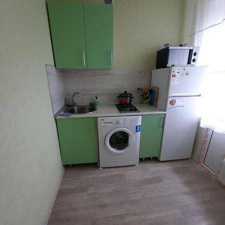 Apartamenty Gafiatullina 13А Al'met'yevsk Exterior photo